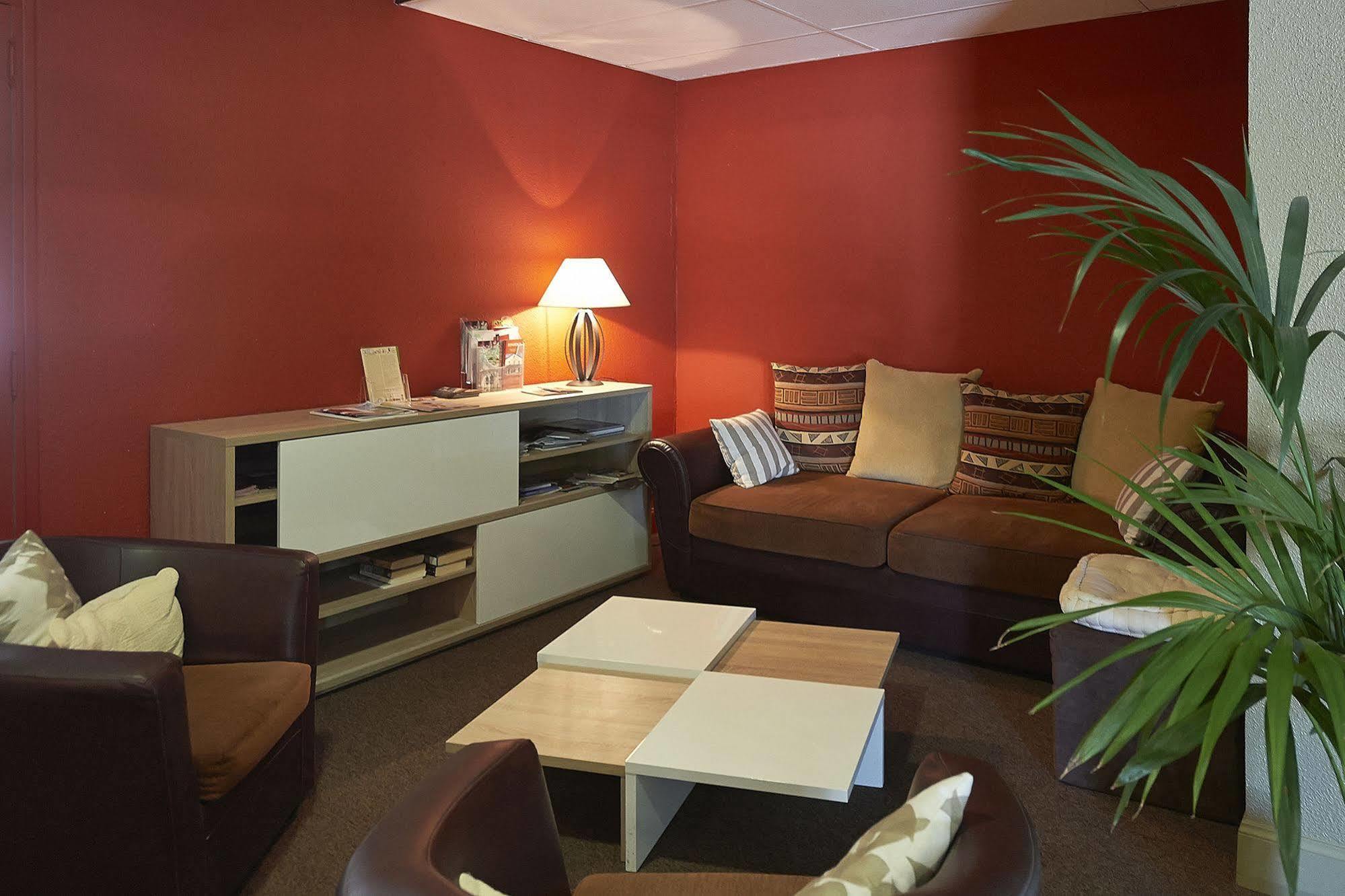 Cit'Hotel Les Alizes Limoges Bagian luar foto